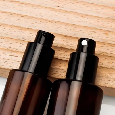 30ml 50ml 80ml 100ml アンバー 化粧品 ガラスポンプ ボトル 再充填可能なスプレーボトル