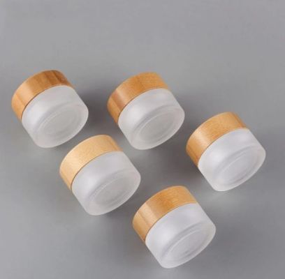 50gプラスチック小さい化粧品のサンプル容器46mmの120gタケふた